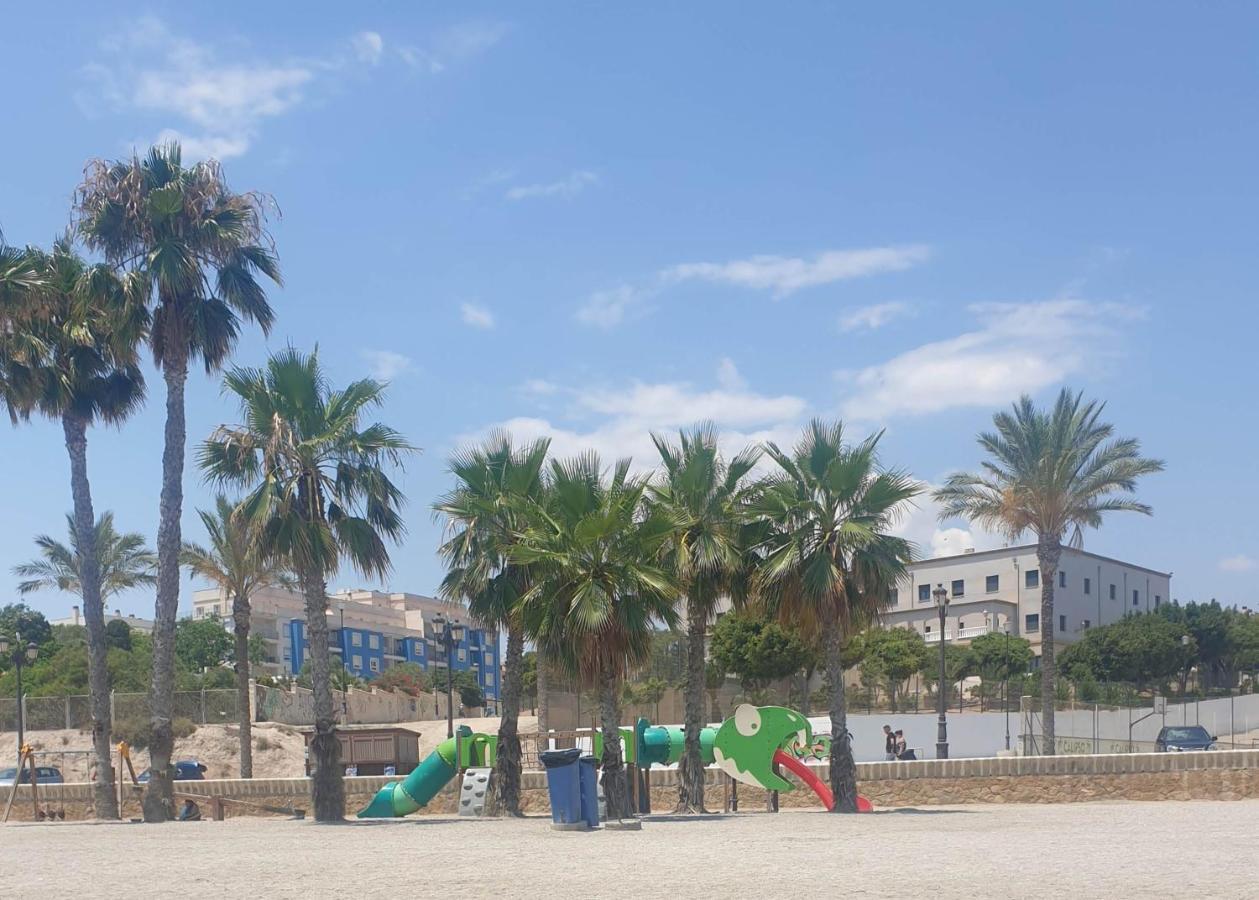 Appartement Apartament Pepillo'S Beach,Wifi Pool Terrace à Aguadulce  Extérieur photo
